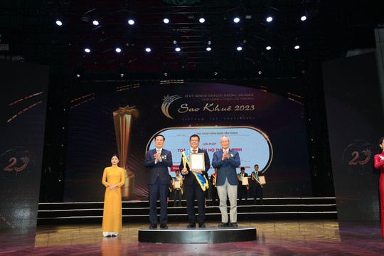 2 giải pháp thông minh của Điện Quang được vinh danh tại giải thưởng Sao Khuê 2023 - Ảnh 1.
