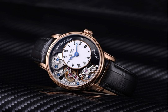 Đăng Quang Watch ưu đãi đến 20% trong tuần lễ vàng khai trương - Ảnh 1.