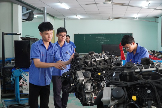 Một trường cao đẳng ở TP HCM có 100% sinh viên tìm được việc sau 6 tháng tốt nghiệp - Ảnh 4.