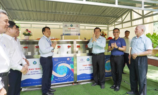 Tập đoàn ITL triển khai chương trình Nước sạch học đường ở huyện Cái Bè - Ảnh 1.