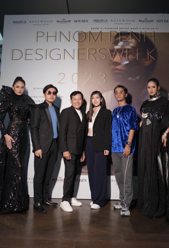 Người mẫu Huỳnh Kim Anh làm vedete tại Phnom Penh Designers Week 2023 - Ảnh 2.