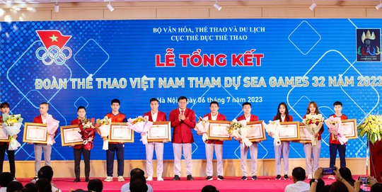Herbalife đồng hành cùng Lễ tổng kết Đoàn thể thao Việt Nam tham dự SEA Games 32 - Ảnh 1.