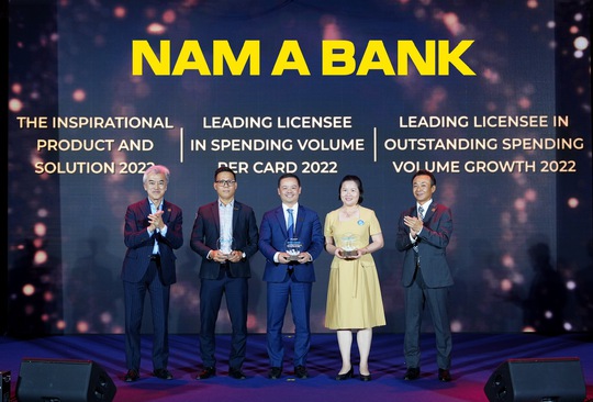 Nam A Bank ghi dấu ấn tiên phong trong các sản phẩm thẻ - Ảnh 1.