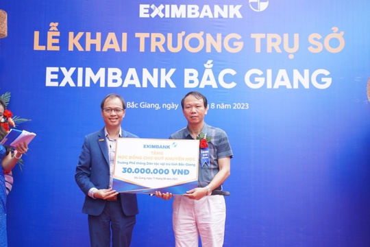 Eximbank mở rộng mạng lưới - Ảnh 2.