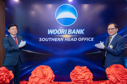 Ngân hàng Woori Việt Nam khai trương Hội sở phía Nam ở TP HCM - Ảnh 1.