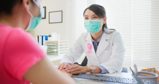 Tập đoàn Y khoa Hoàn Mỹ hướng đến chẩn đoán và điều trị ung thư vú toàn diện - Ảnh 1.