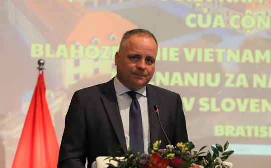 Người Việt được công nhận là dân tộc thiểu số Slovakia - Ảnh 3.