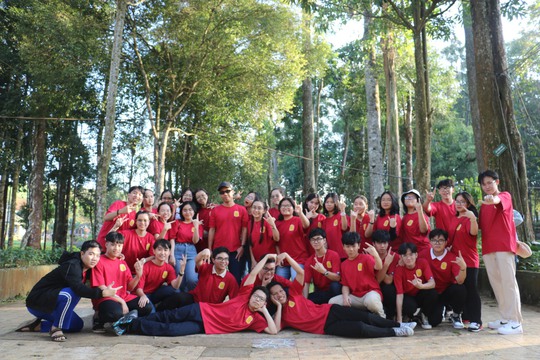 Cả lớp cùng nhau đậu ngành y, dược - Ảnh 4.