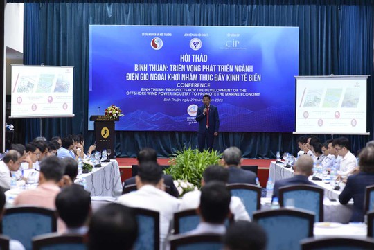 Triển vọng phát triển ngành điện gió ngoài khơi ở Bình Thuận - Ảnh 1.