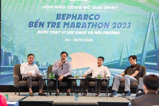 Khởi động Giải chạy bộ Bepharco Bến Tre Marathon 2023 - Ảnh 1.