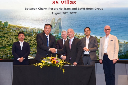 Bộ 3 thương hiệu thuộc BWH Hotel Group - nâng tầm Charm Resort Hồ Tràm - Ảnh 1.