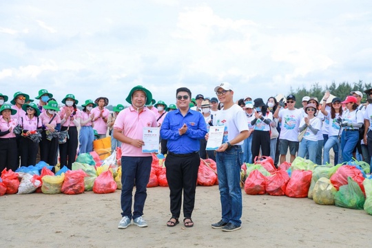 C.P. Việt Nam tham gia làm sạch bãi biển 2023 tại Bà Rịa - Vũng Tàu - Ảnh 5.