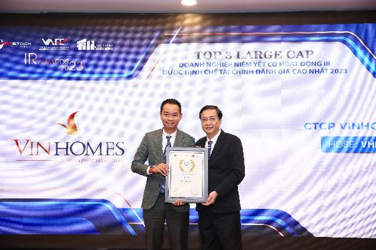 Vinhomes được vinh danh Top 3 Doanh nghiệp niêm yết có hoạt động quan hệ nhà đầu tư tốt nhất năm 2023 - Ảnh 1.