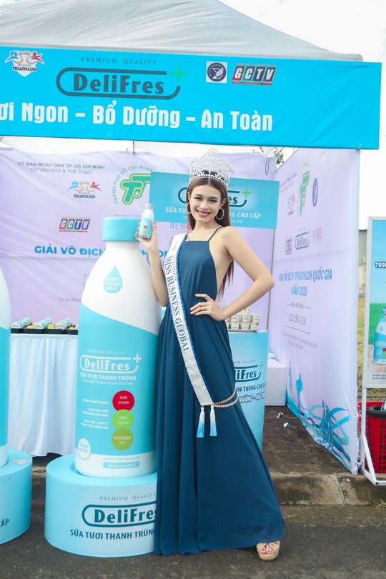 Hoa Hậu Alisa Miskovska quảng bá nhãn hàng sữa Delifres + - Ảnh 2.