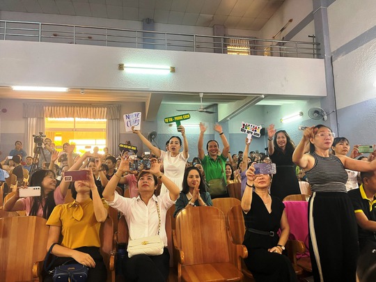 Gần 400 diễn viên quần chúng tham gia hội diễn văn nghệ Công đoàn Khánh Hòa - Ảnh 5.