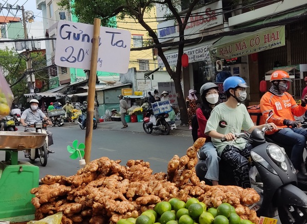 Gừng tươi và gừng khô, giá khác nhau như thế nào?
