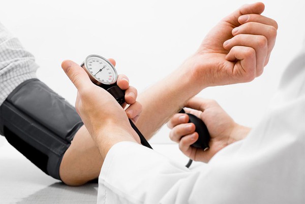 Tại sao cao huyết áp gây đột quỵ?
