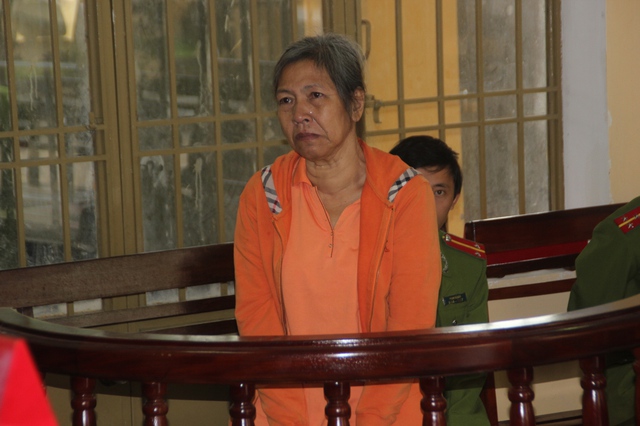 
	Kẻ buôn người Nguyễn Sa Ry rơi nước mắt khi nghe tuyên án