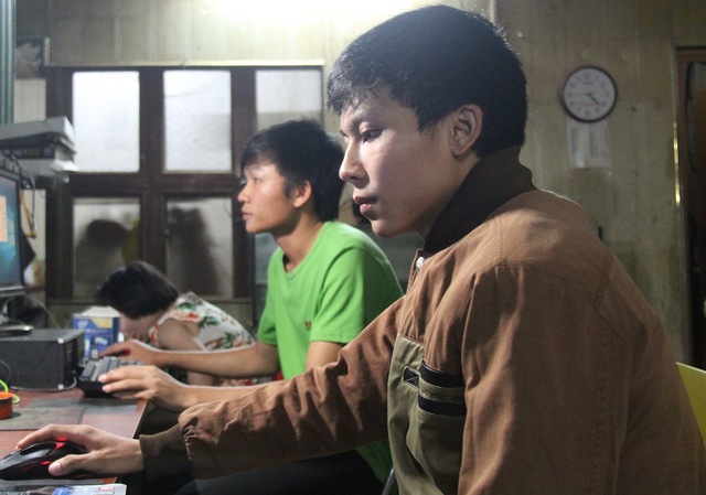 Không biết nói sao.