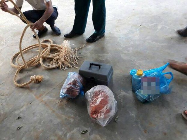 Nghi án mẹ bạo hành, con trai uống thuốc diệt cỏ nguy kịch