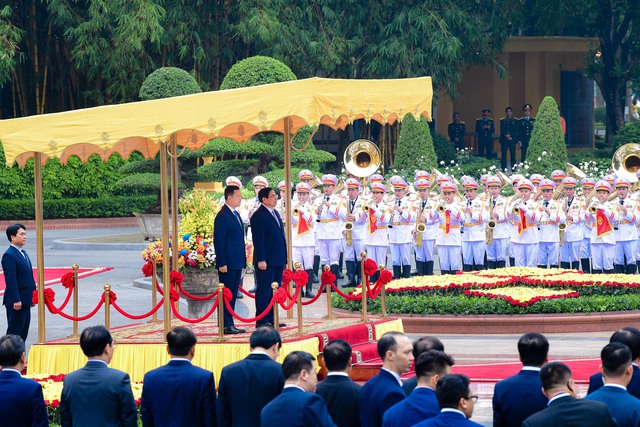 Cận cảnh Thủ tướng Phạm Minh Chính chủ trì lễ đón Thủ tướng Campuchia Hun Manet- Ảnh 5.