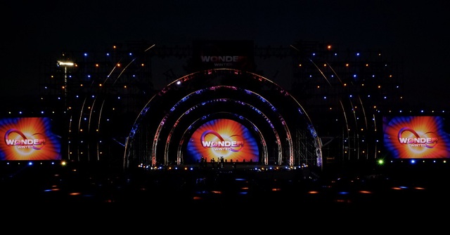 Sân khấu tuyệt mỹ của 8Wonder Winter Festival vừa được hé lộ, fan Việt sẵn sàng bùng nổ cùng Maroon 5- Ảnh 4.