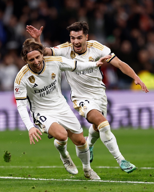 Đại thắng Villarreal, Real Madrid tạm thời vươn lên dẫn đầu La Liga- Ảnh 1.