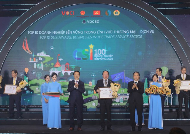 AEON Việt Nam vào top 3 doanh nghiệp phát triển bền vững ngành thương mại – dịch vụ- Ảnh 1.