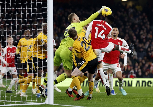 Thắng khó Wolverhampton ở Emirates, Arsenal vững ngôi đầu Ngoại hạng- Ảnh 4.