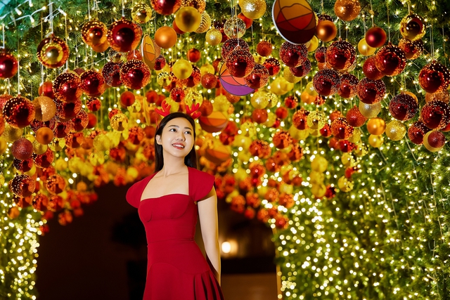 “Lễ thắp sáng Cây thông Ngàn sao” mở màn mùa Giáng sinh tưng bừng nhất từ trước đến nay tại Phú Quốc- Ảnh 5.