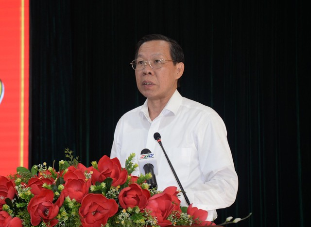 Chủ tịch Phan Văn Mãi: Quận 1 phải tiên phong thu hút nhà đầu tư chiến lược- Ảnh 1.