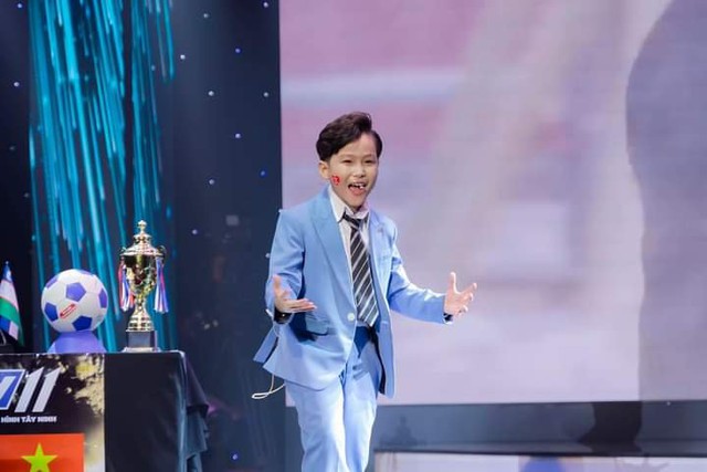 MC nhí Mai Thiên Quí đoạt giải ba “Tìm kiếm tài năng MC nhí 2023”- Ảnh 5.