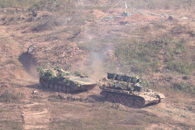 Thủ tướng Phạm Minh Chính dự diễn tập chiến thuật bắn đạn thật có Su-30MKII- Ảnh 11. Thủ tướng Phạm Minh Chính dự diễn tập chiến thuật bắn đạn thật có Su-30MKII- Ảnh 11.