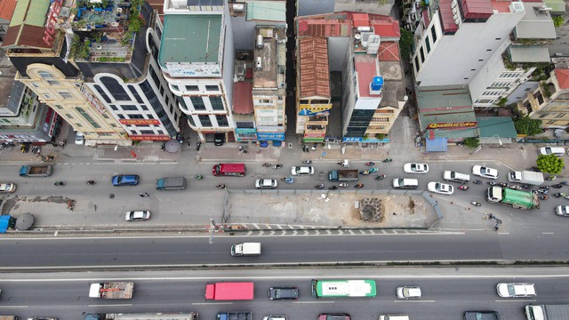 Toàn cảnh các công trình khiến giao thông Hà Nội ùn tắc- Ảnh 2.