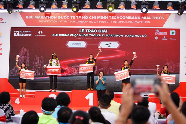 Các nữ runner Việt Nam vượt trội trong giải Marathon Quốc tế Thành phố Hồ Chí Minh Techcombank mùa thứ 6- Ảnh 2.