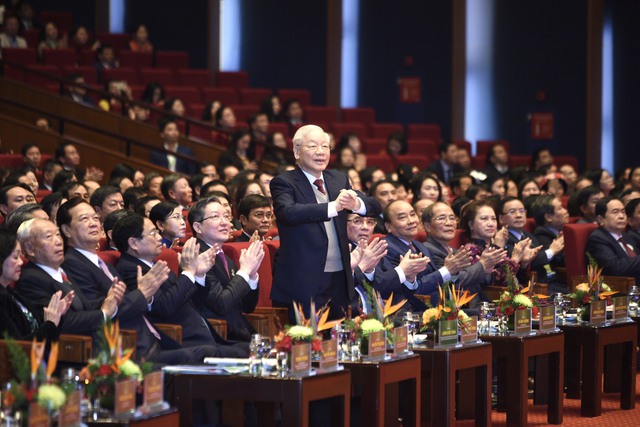 Tổng Bí thư Nguyễn Phú Trọng dự Đại hội đại biểu toàn quốc Hội nông dân Việt Nam lần thứ VIII