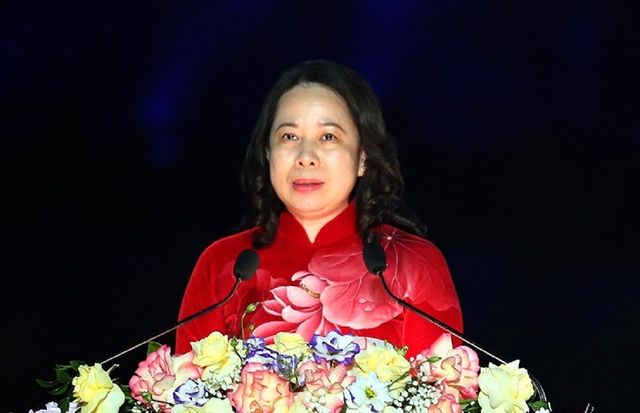 Phó Chủ tịch nước Võ Thị Ánh Xuân dự lễ khai mạc Festival Ninh Bình - Tràng An- Ảnh 1.
