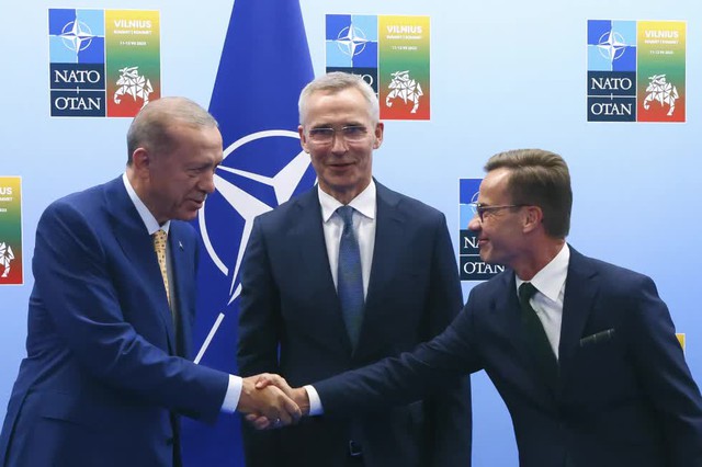 Thổ Nhĩ Kỳ “bật đèn xanh” phê duyệt Thụy Điển gia nhập NATO- Ảnh 1.