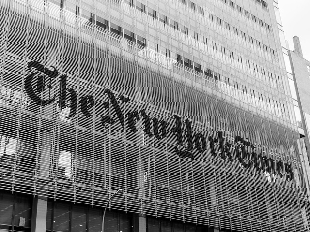 Tờ The New York Times là một trong nhiều hãng truyền thông đang muốn những công ty đứng sau các mô hình AI tiên tiến nhất thế giới bồi thường vì vi phạm bản quyền dữ liệu. Ảnh: The New York Times