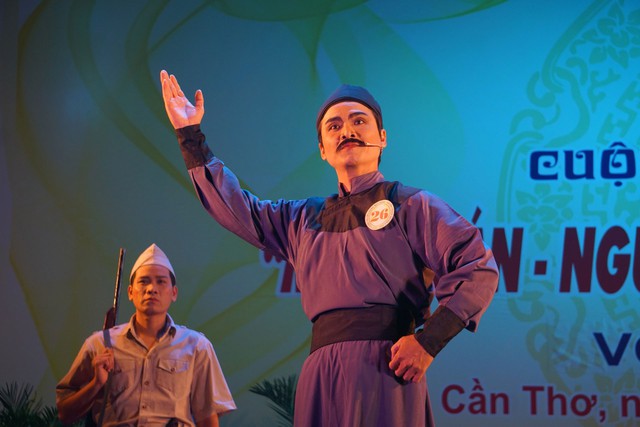Nghệ sĩ Phương Anh (Nhà hát Tây Đô) với vai diễn Nguyễn Trung Trực tại Cuộc thi “Mộc Quán - Nguyễn Trọng Quyền” năm 2023