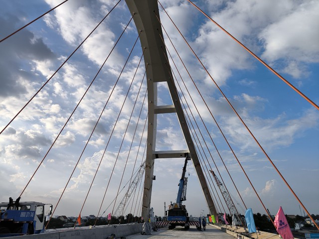 Thông xe kỹ thuật cây cầu gần 800 tỉ đồng bắc qua sông Cần Thơ- Ảnh 4.