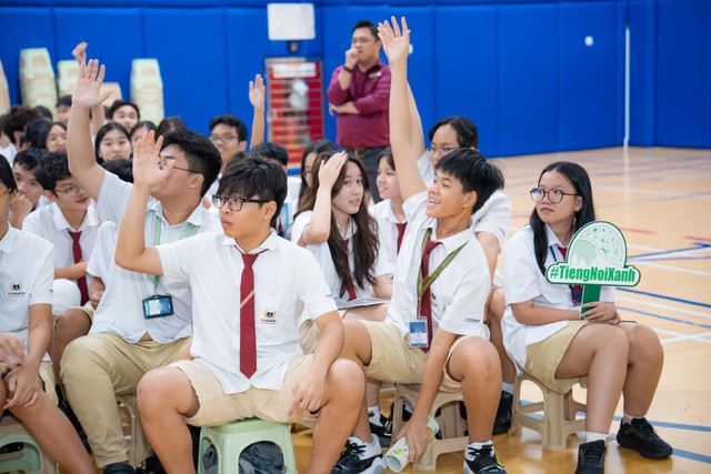 Hàng ngàn học sinh cả nước háo hức tìm hiểu cuộc thi Tiếng nói Xanh- Ảnh 2.