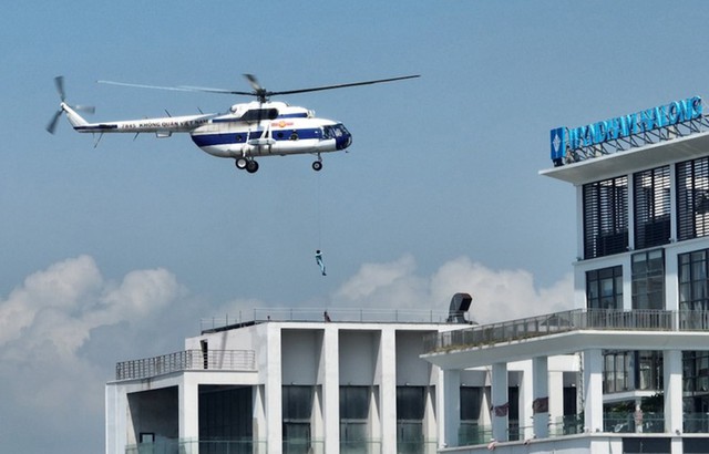 Hà Nội xin mua trực thăng cứu nạn và máy bay chữa cháy- Ảnh 1.
