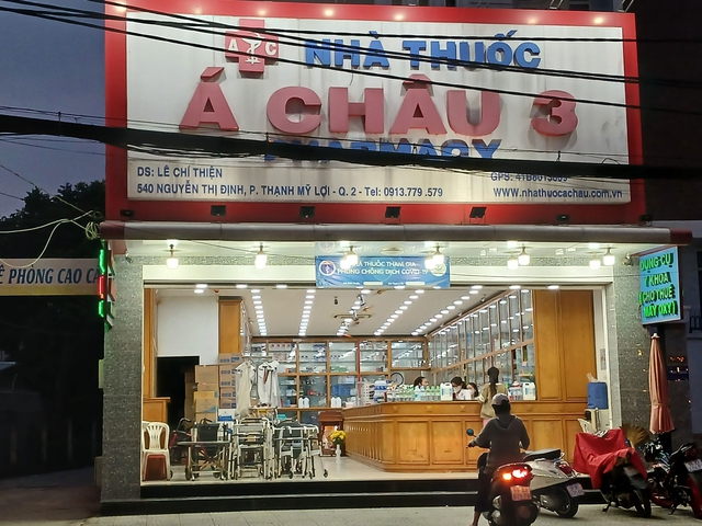 Nhà thuốc Á Châu 3 (trên đường Nguyễn Thị Định, TP Thủ Đức) - nơi phóng viên Báo Người Lao Động đến mua thuốc viêm họng