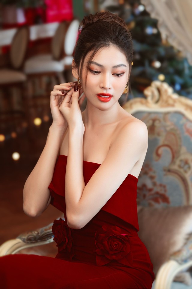 Có gì ở "Tiệc trà Hoa hậu" của NTK Nguyễn Phúc Tuấn?

- Ảnh 7.