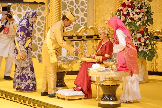 Cận cảnh đám cưới cổ tích của Hoàng tử “hoàng kim” Brunei- Ảnh 5.