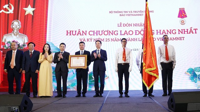 Báo VietNamNet đón nhận Huân chương Lao động hạng Nhất và ki niệm 25 năm thành lập