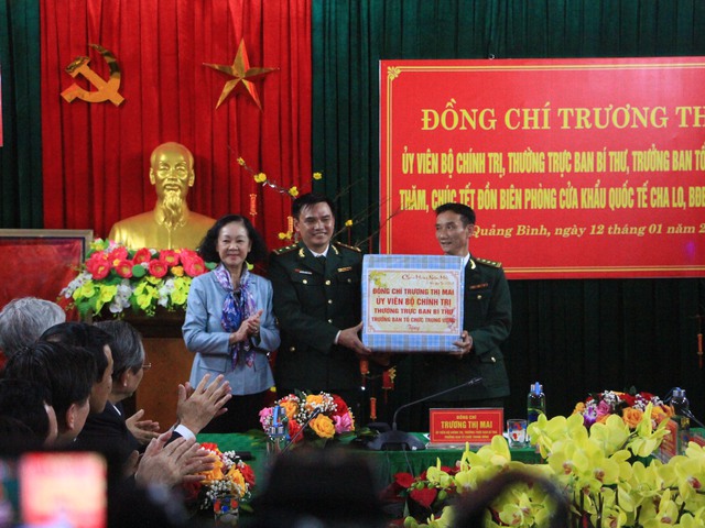 Thường trực Ban Bí thư Trương Thị Mai thăm, tặng quà Tết tại Quảng Bình- Ảnh 3.
