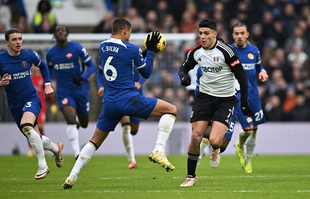 Thắng hú vía Fulham, Chelsea vươn lên Top 8 Ngoại hạng - Ảnh 5.