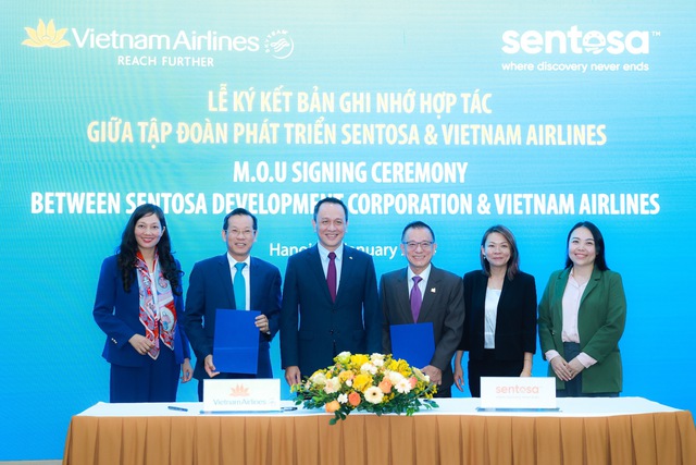 Vietnam Airlines và Sentosa Development Corporation (SDC) ký kết Bản ghi nhớ hợp tác